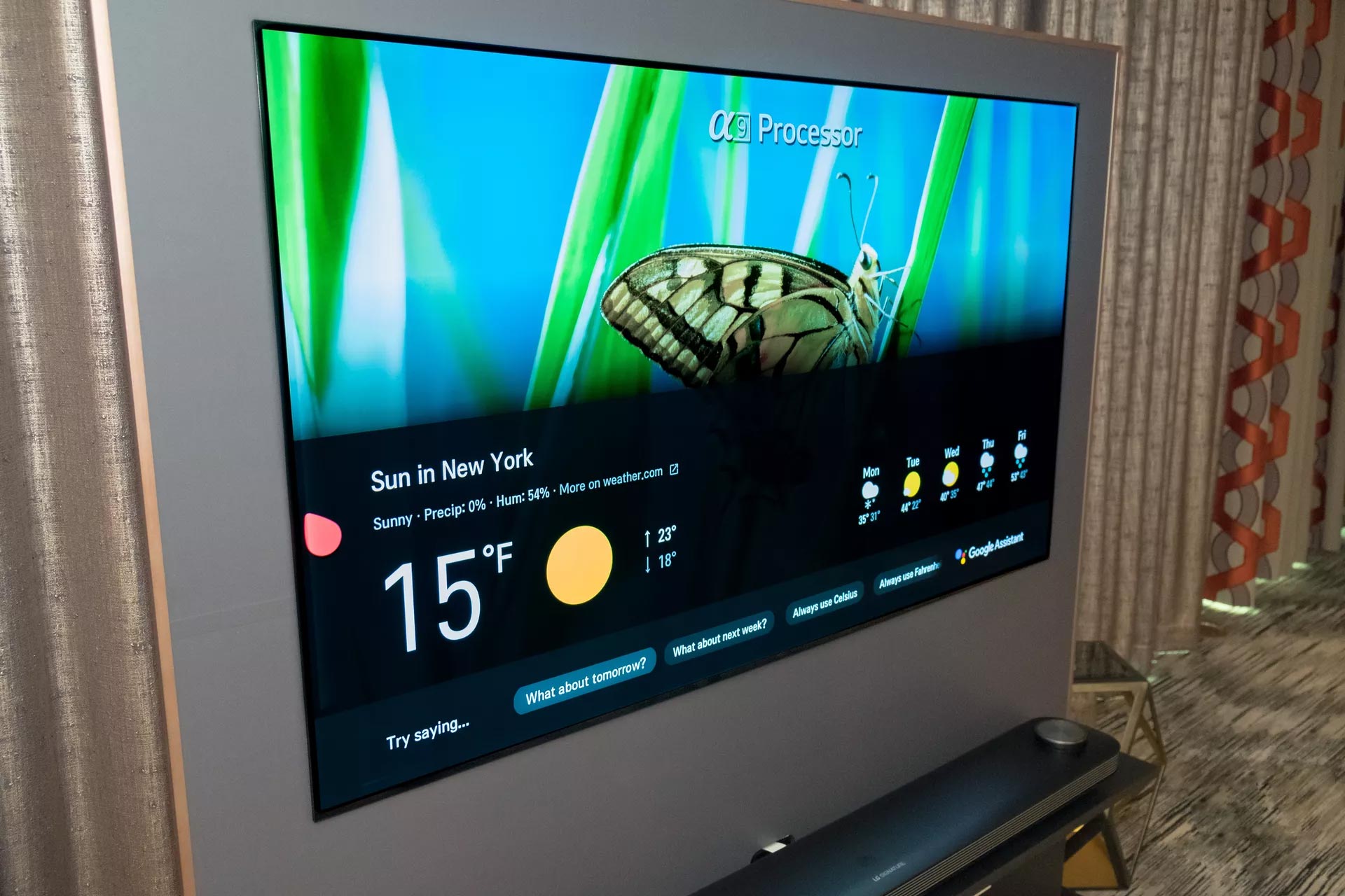 خرید تلویزیون LED، OLED، QLED، ULED و منحنی از فروشگاه دی جی بانه