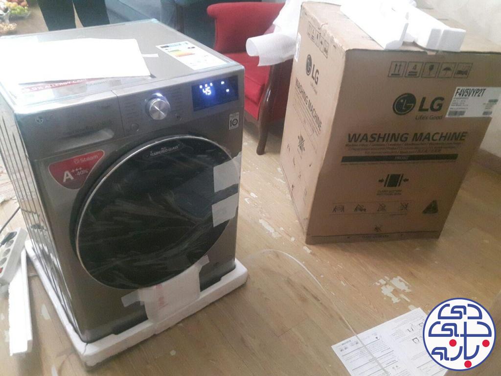 افسانه صادقی