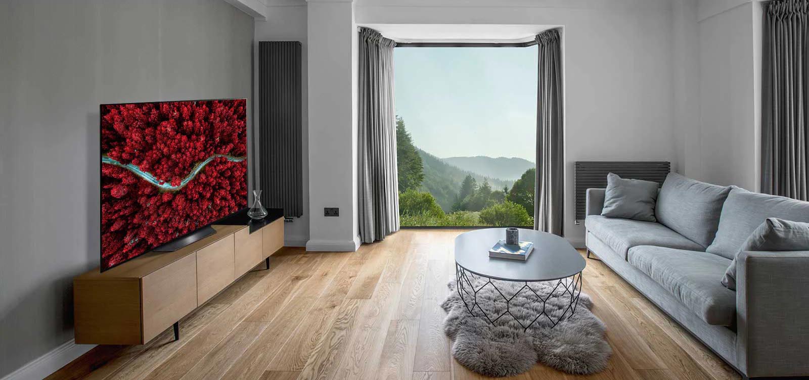 طراحی تلویزیون 55 اینچ ال جی BX باریک و زیباست