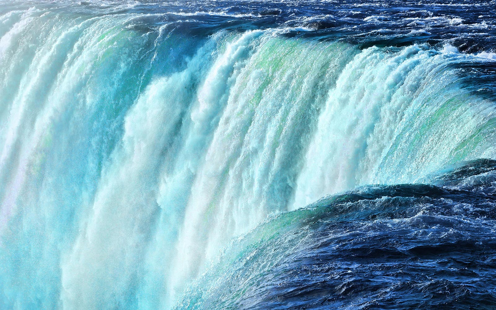 تلویزیون ال جی 55Nano90 دارای سیستم صوتی 2 کاناله است و در مجموع از توان خروجی 20 وات برخوردار است