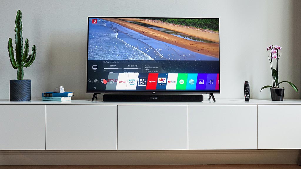 قیمت تلویزیون ال جی UM751 از بانه