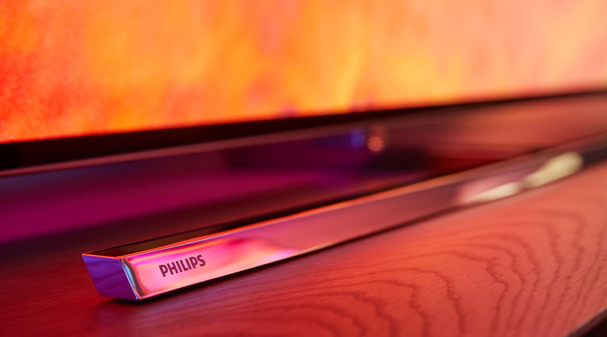 طراحی شیک تلویزیون فیلیپس OLED854