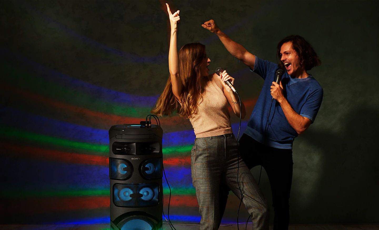 مسابقه و رقابت خوانندگی در سیستم صوتی MHC-V81D