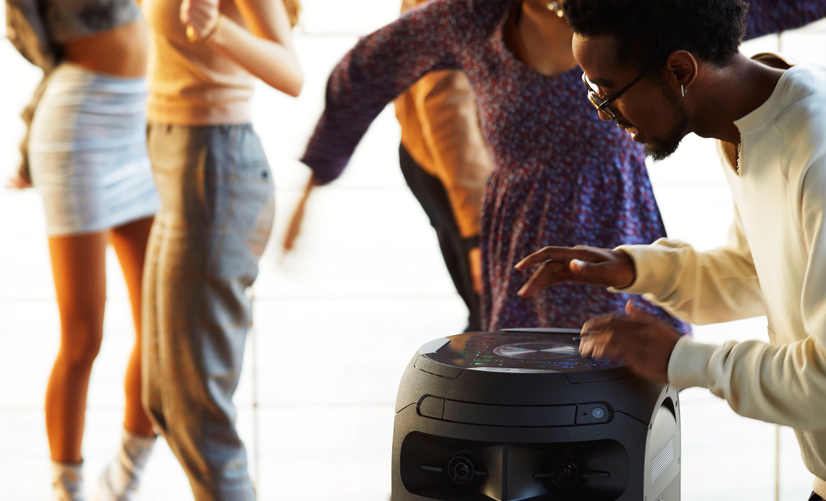 حالت تایکو و میکس آهنگ ها در سیستم صوتی MHC-V81D