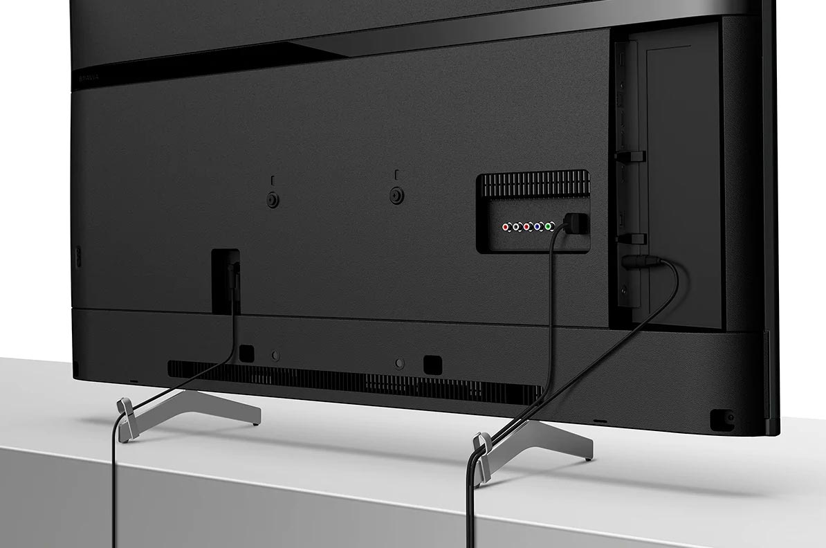 مدیریت کابل ها پشت پایه های تلویزیون X8500H